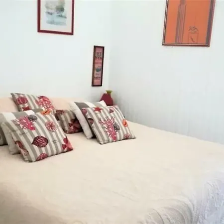 Charmant Studio Idealement Situe ! Commerces, Port Et Plage A Pieds ! Apartmán Le Pouliguen